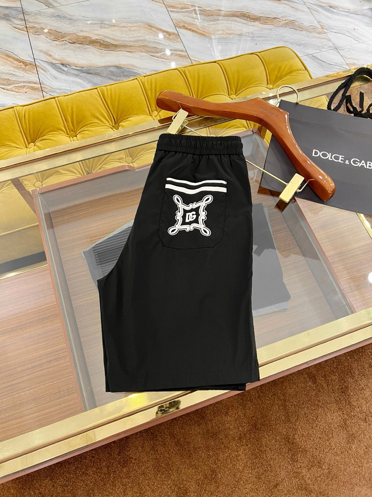 wg.luxury-- 4o835& suit item:E-F409E1508